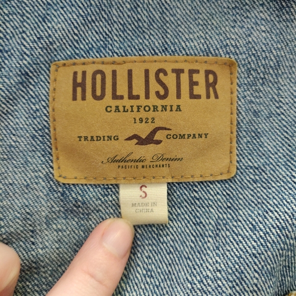 Hollister Distressed Cropped Denim Jean Jacket Button-up Cotton Small - Picture 3 of 13
